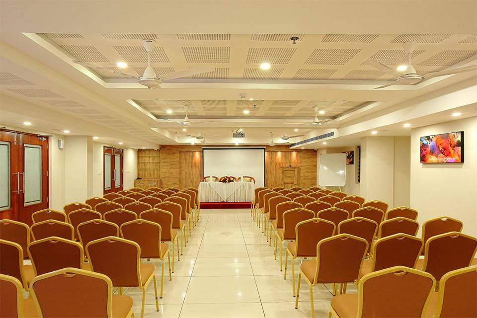 Lumbini Supreme Ξενοδοχείο Thrissur Εξωτερικό φωτογραφία